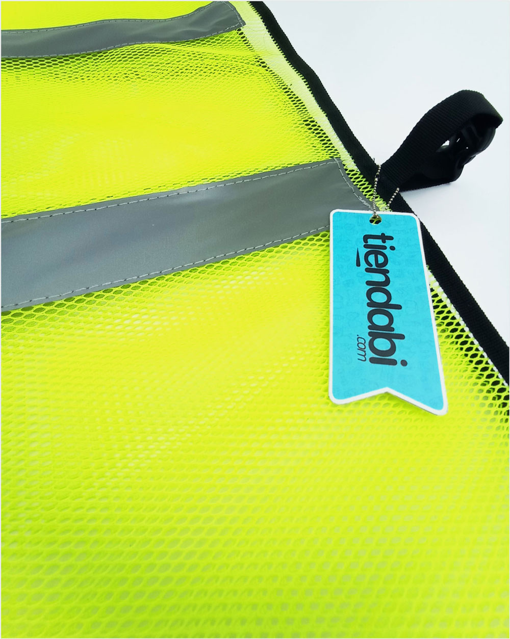 Aseguramiento en Broche. Borde de Ribete. Refuerzos en las Costuras. Distribuido por Tiendabi. En TIENDABI encontrarás productos elaborados, creados y diseñados por manos trabajadoras